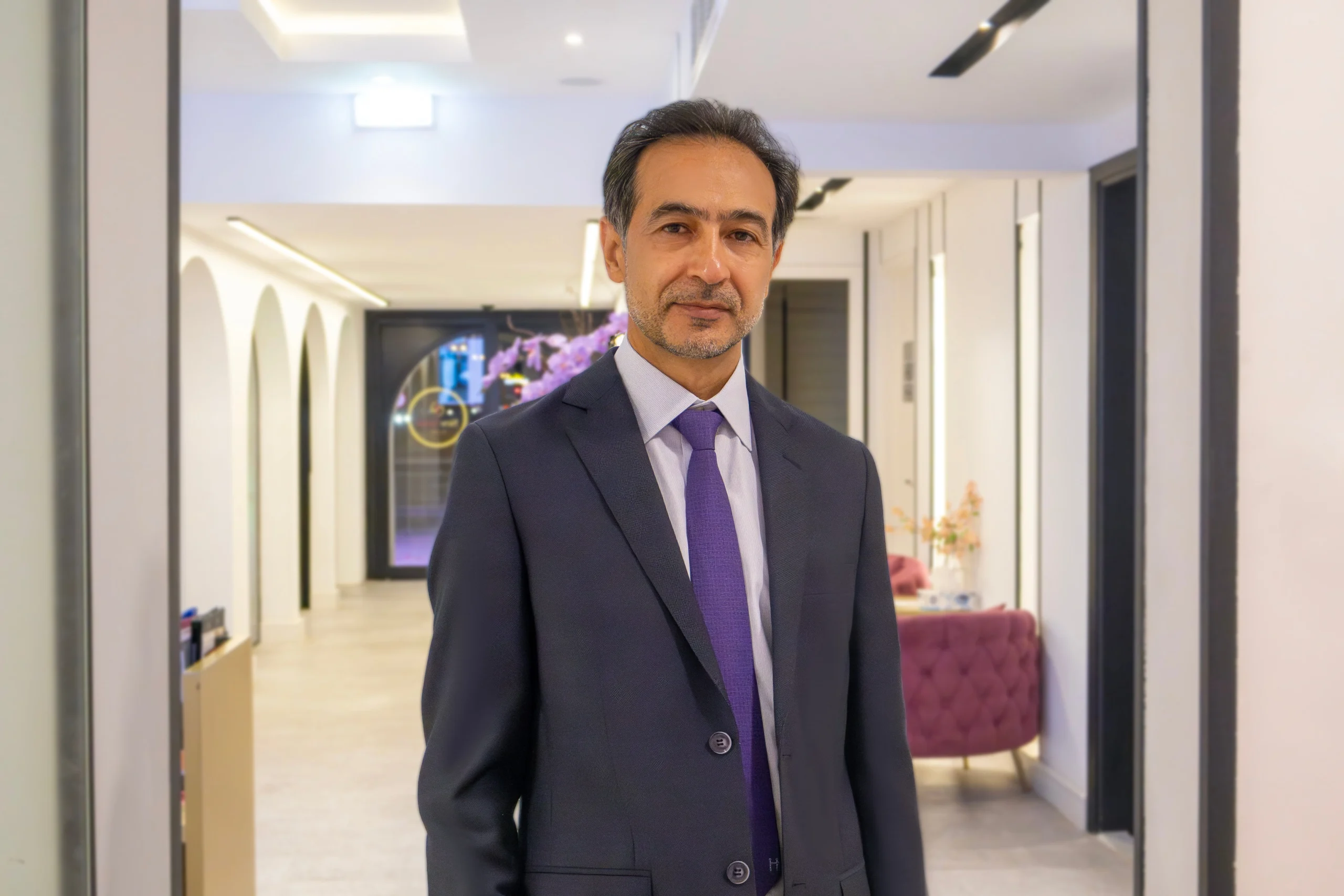Why Dr Yazdani Is Your Ideal Choice
