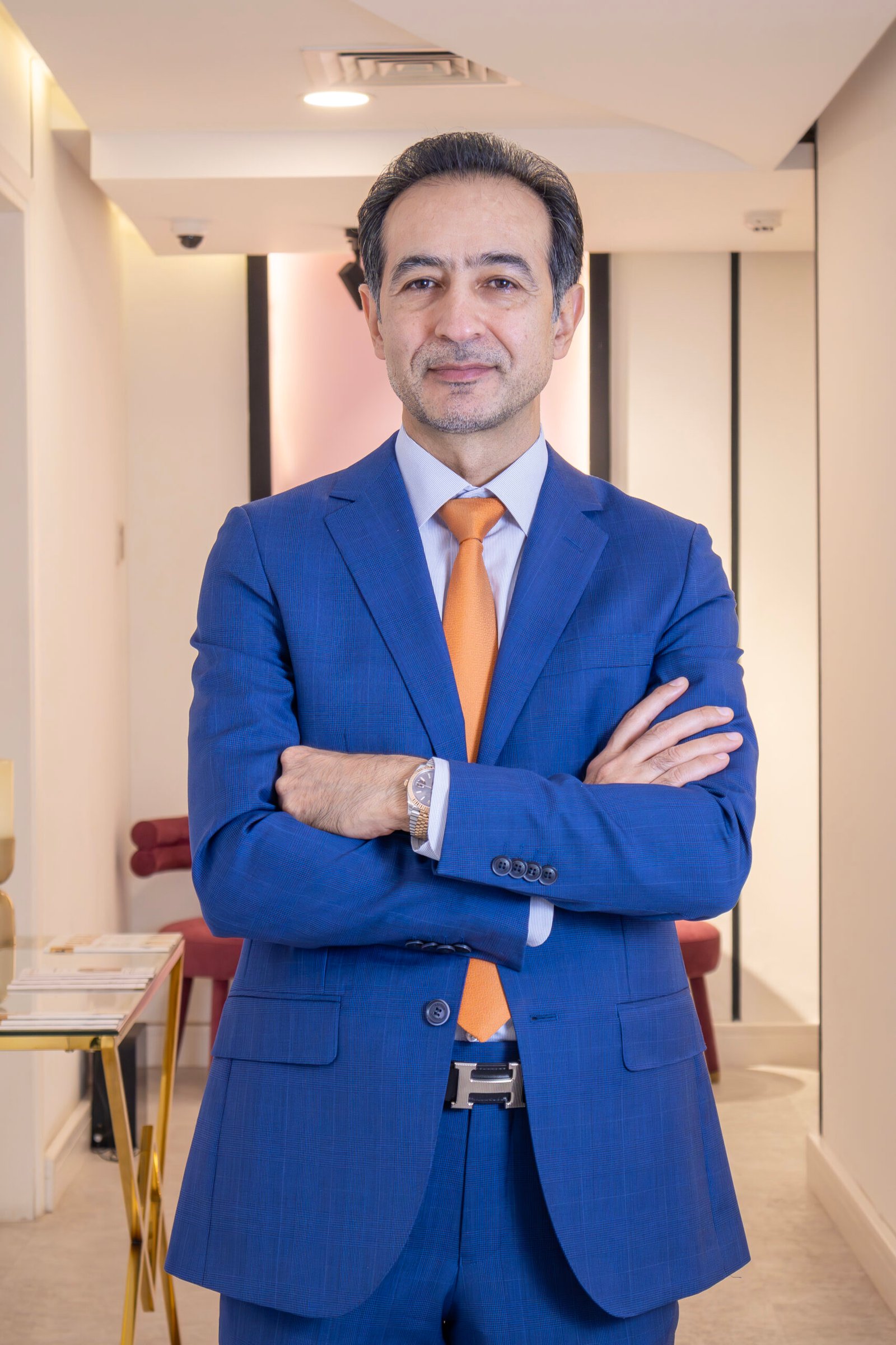 Dr. Yazdani